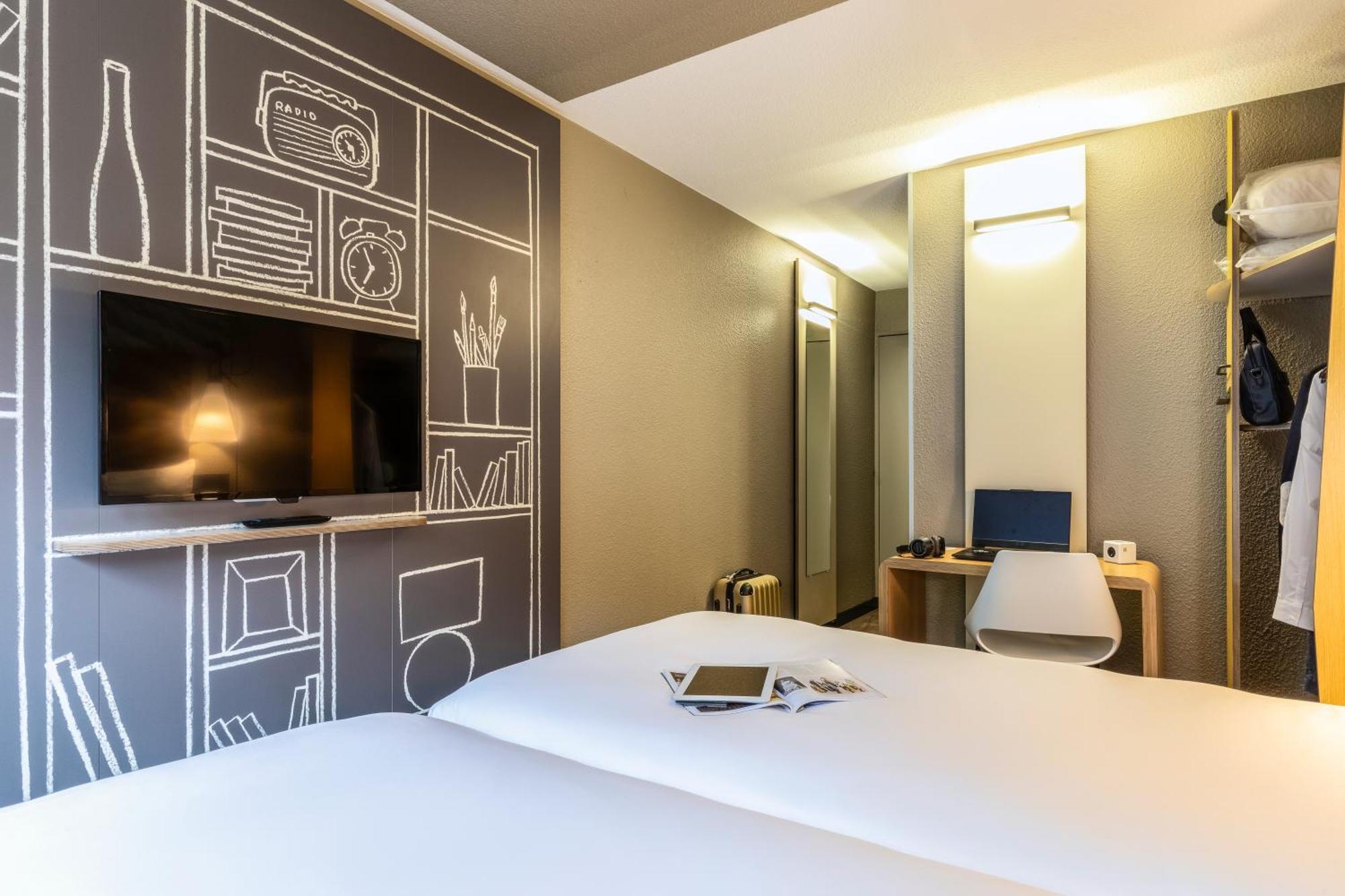 Ibis Velizy Jouy-En-Josas Hotel Exterior photo